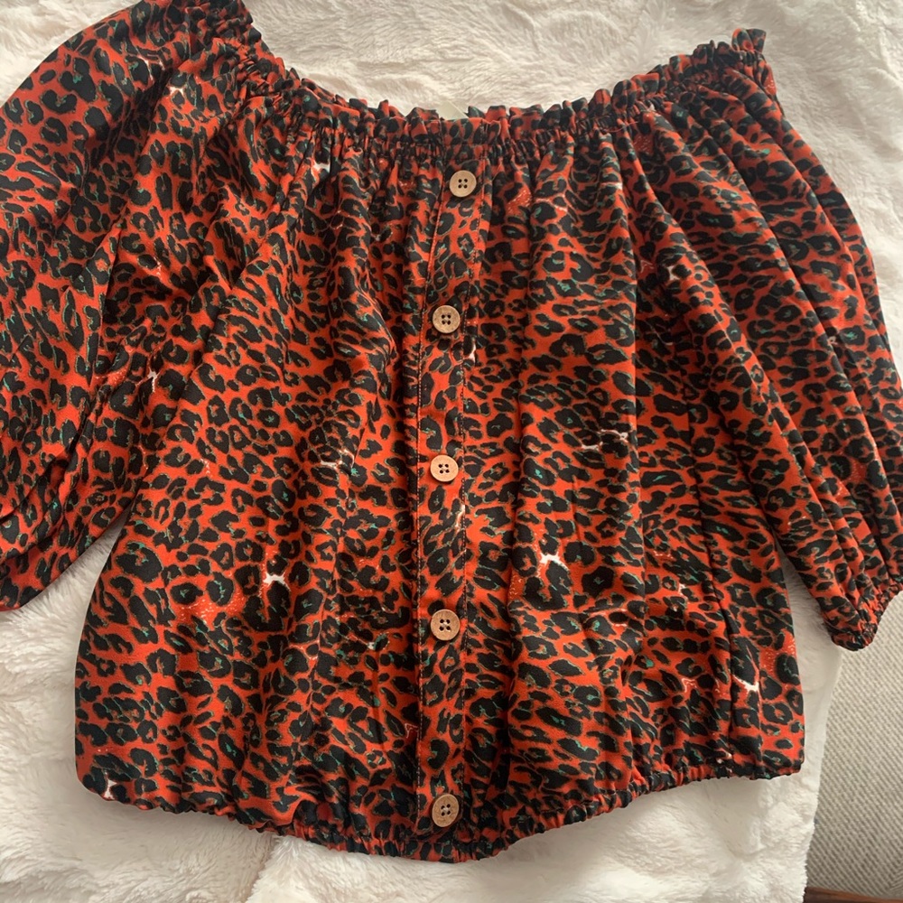 OFF The SHOULDER TOP